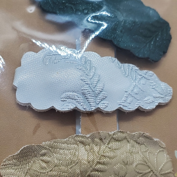 Embossed Lace Faux Leather Snap Clips Set of 3 - Picture 3 of 3